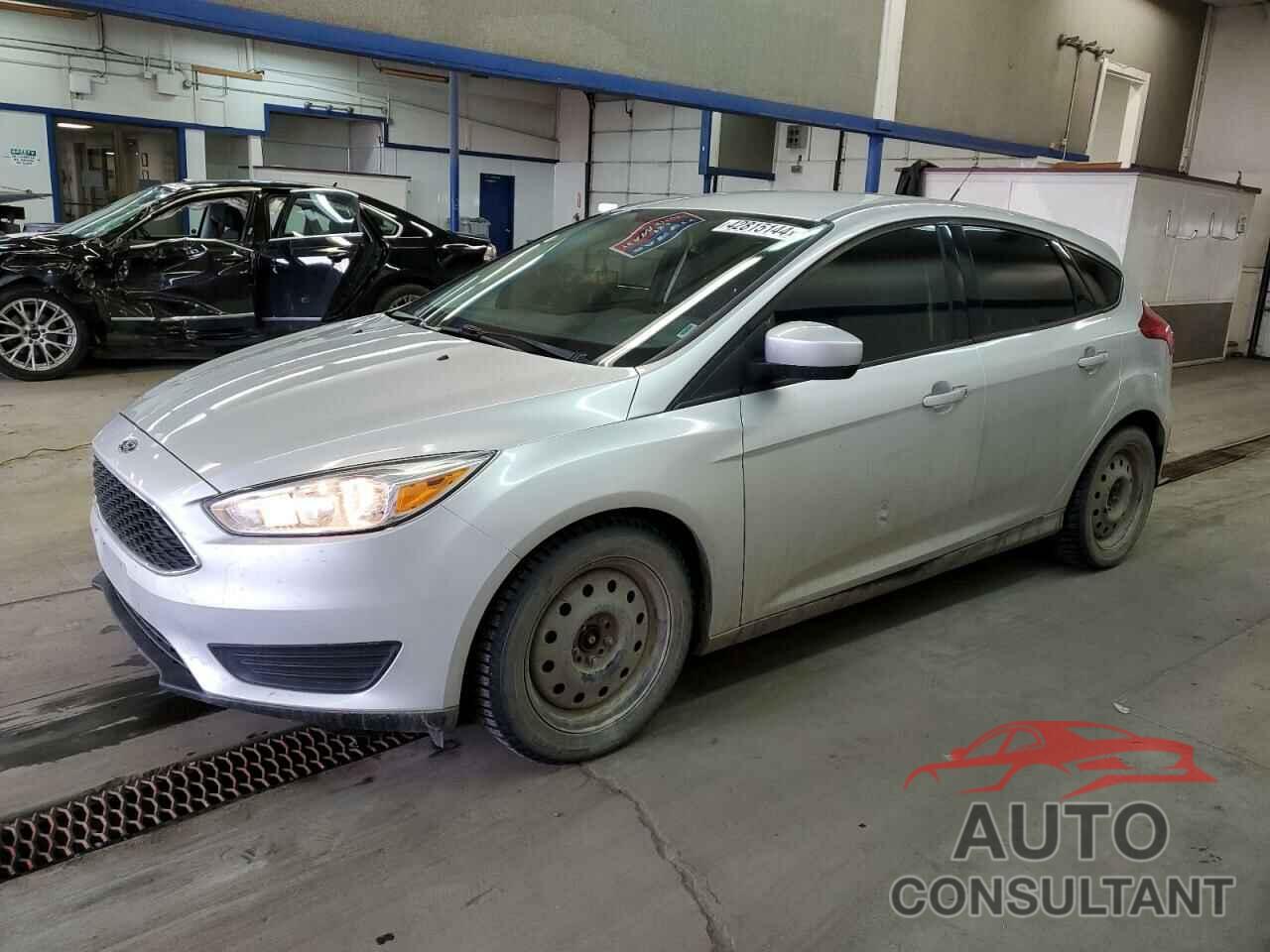 FORD FOCUS 2018 - 1FADP3K26JL280848