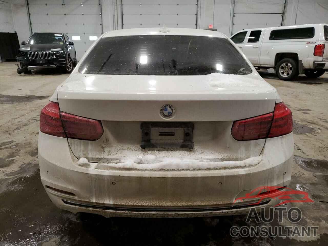 BMW 3 SERIES 2016 - WBA8E3G58GNU02754