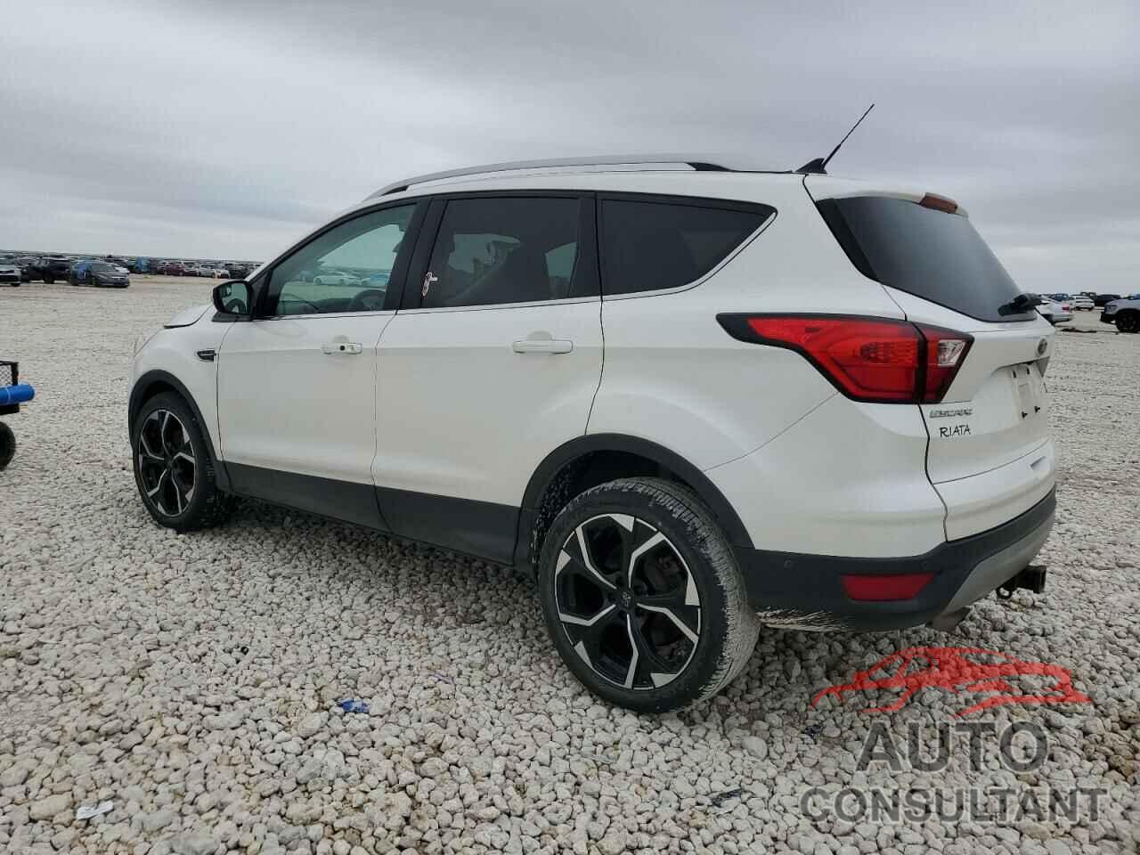 FORD ESCAPE 2019 - 1FMCU0J95KUA46820