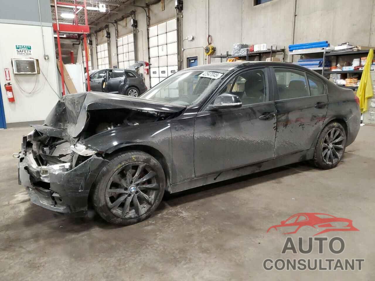 BMW 3 SERIES 2016 - WBA8A3C54GK690565