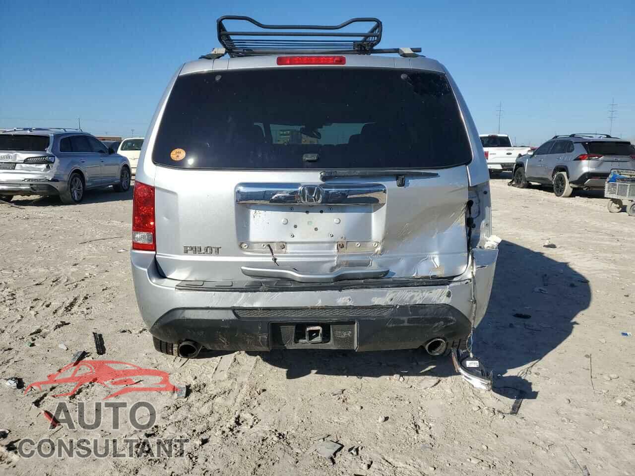 HONDA PILOT 2013 - 5FNYF3H77DB024985