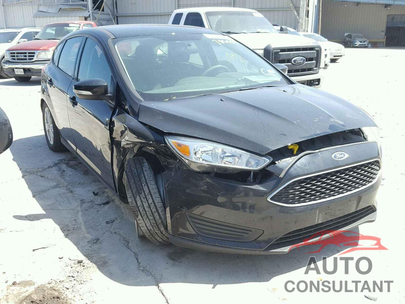 FORD FOCUS 2016 - 1FADP3K26GL245252