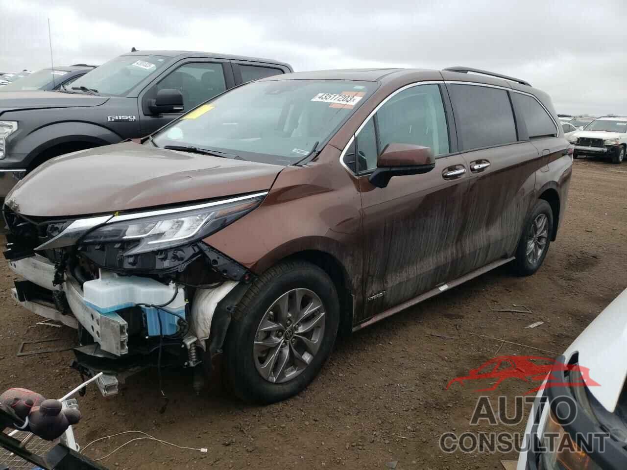 TOYOTA SIENNA 2021 - 5TDJSKFC9MS038759