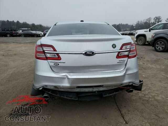 FORD TAURUS 2018 - 1FAHP2E8XJG123571