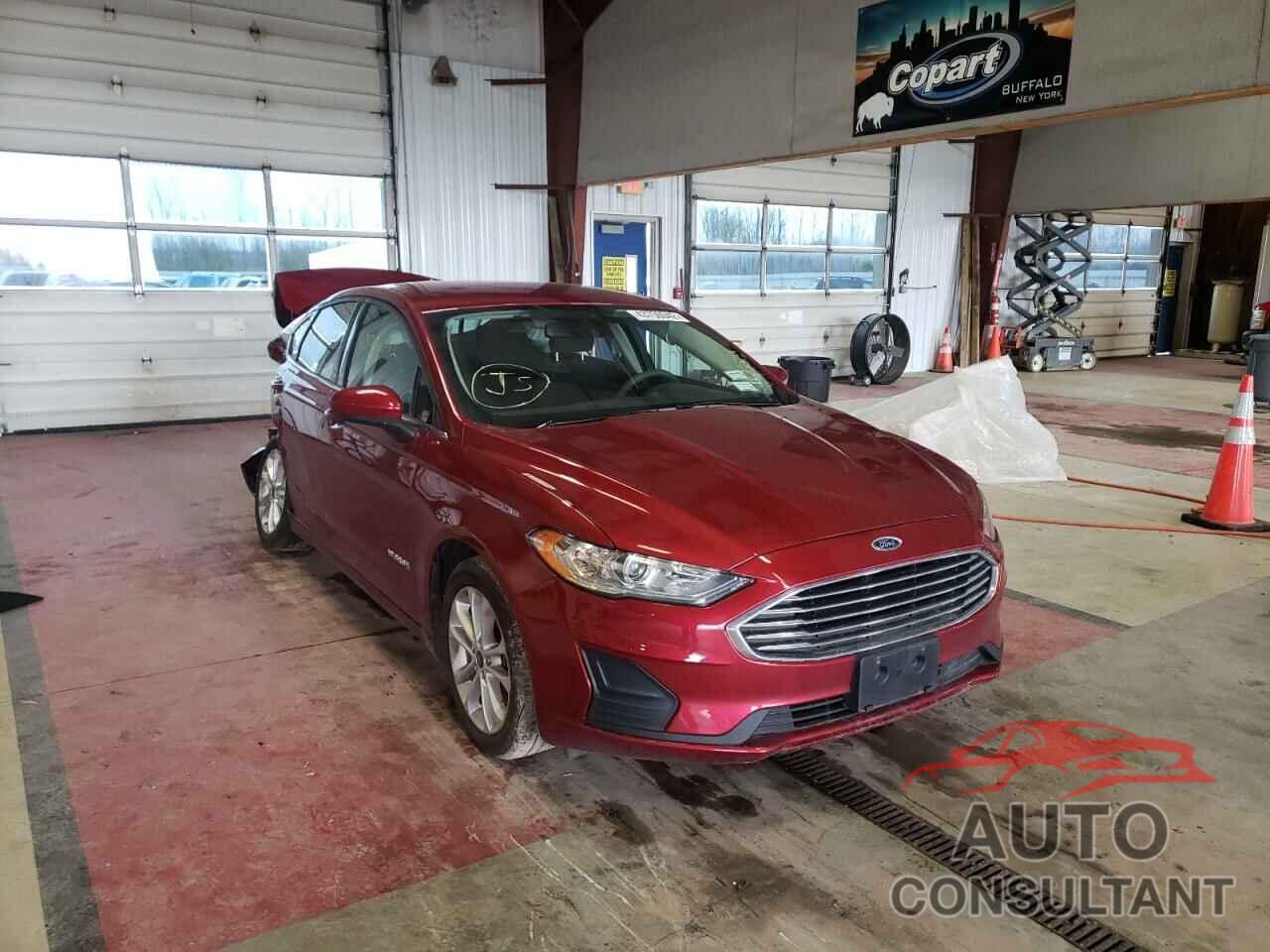FORD FUSION 2019 - 3FA6P0LU2KR195807