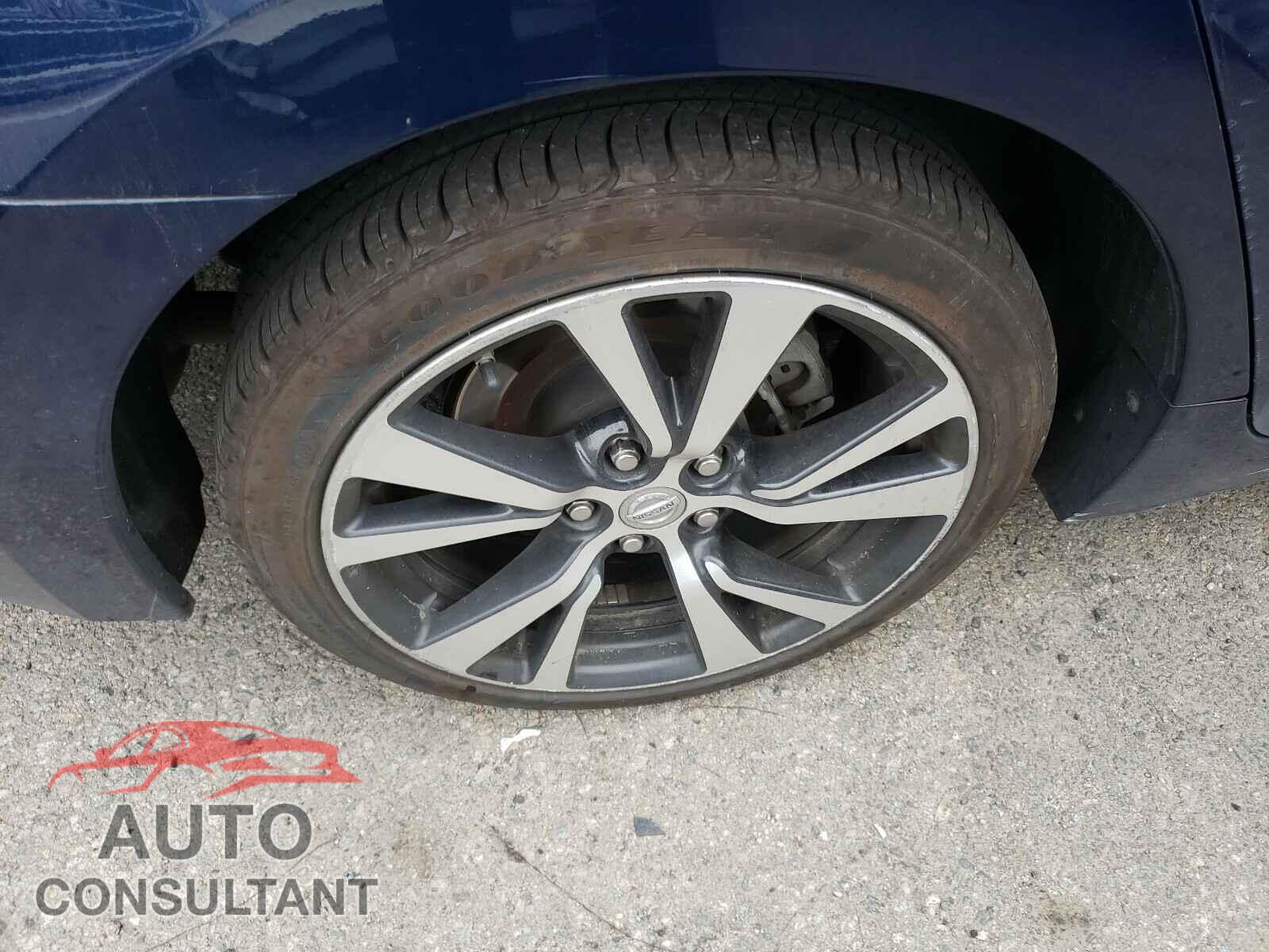 NISSAN MAXIMA 2017 - 1N4AA6AP1HC367800