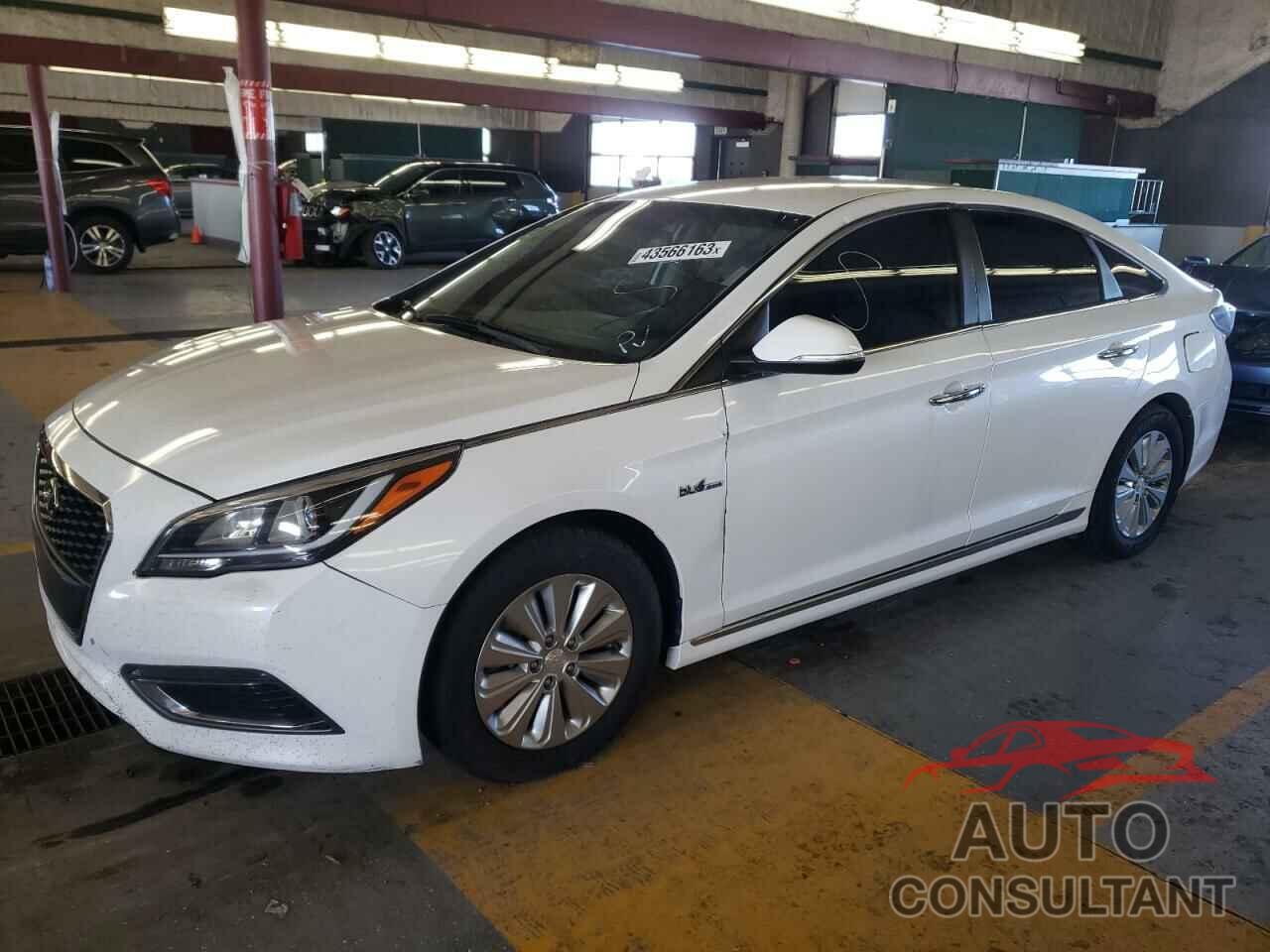 HYUNDAI SONATA 2016 - KMHE24L11GA025226