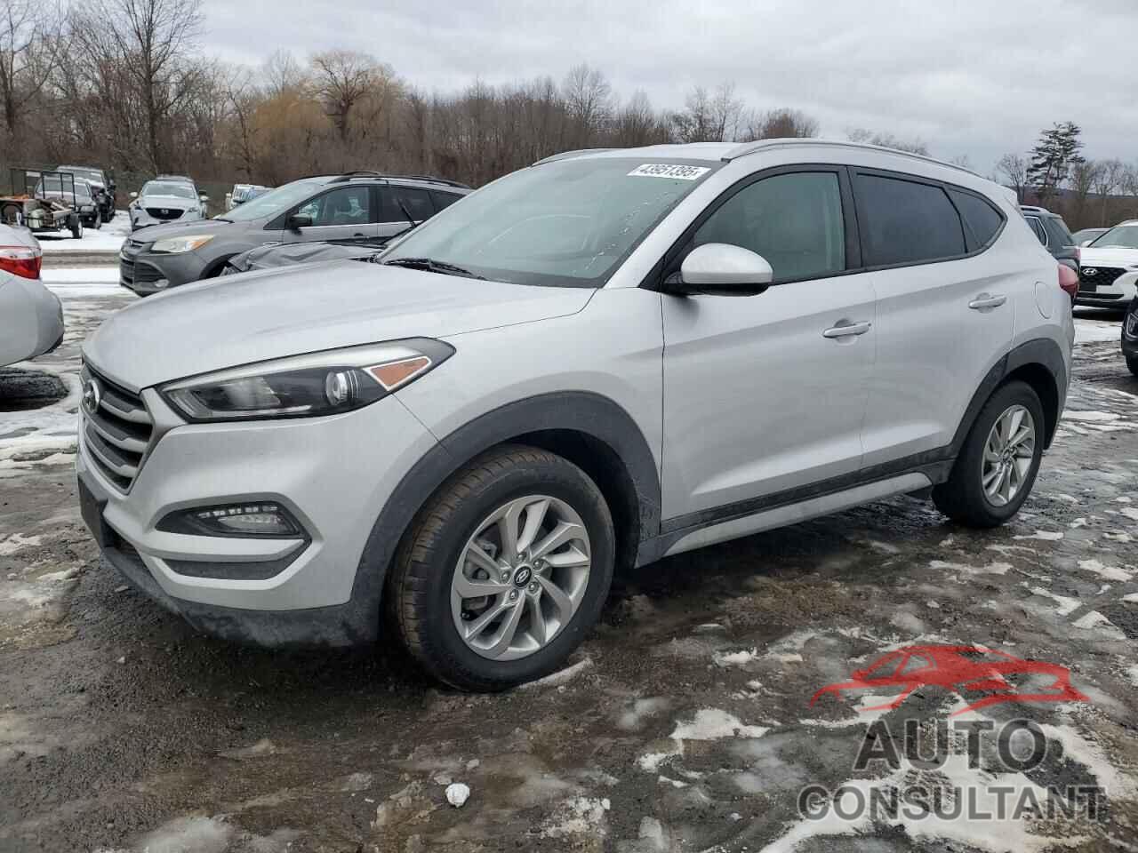 HYUNDAI TUCSON 2018 - KM8J3CA42JU677037