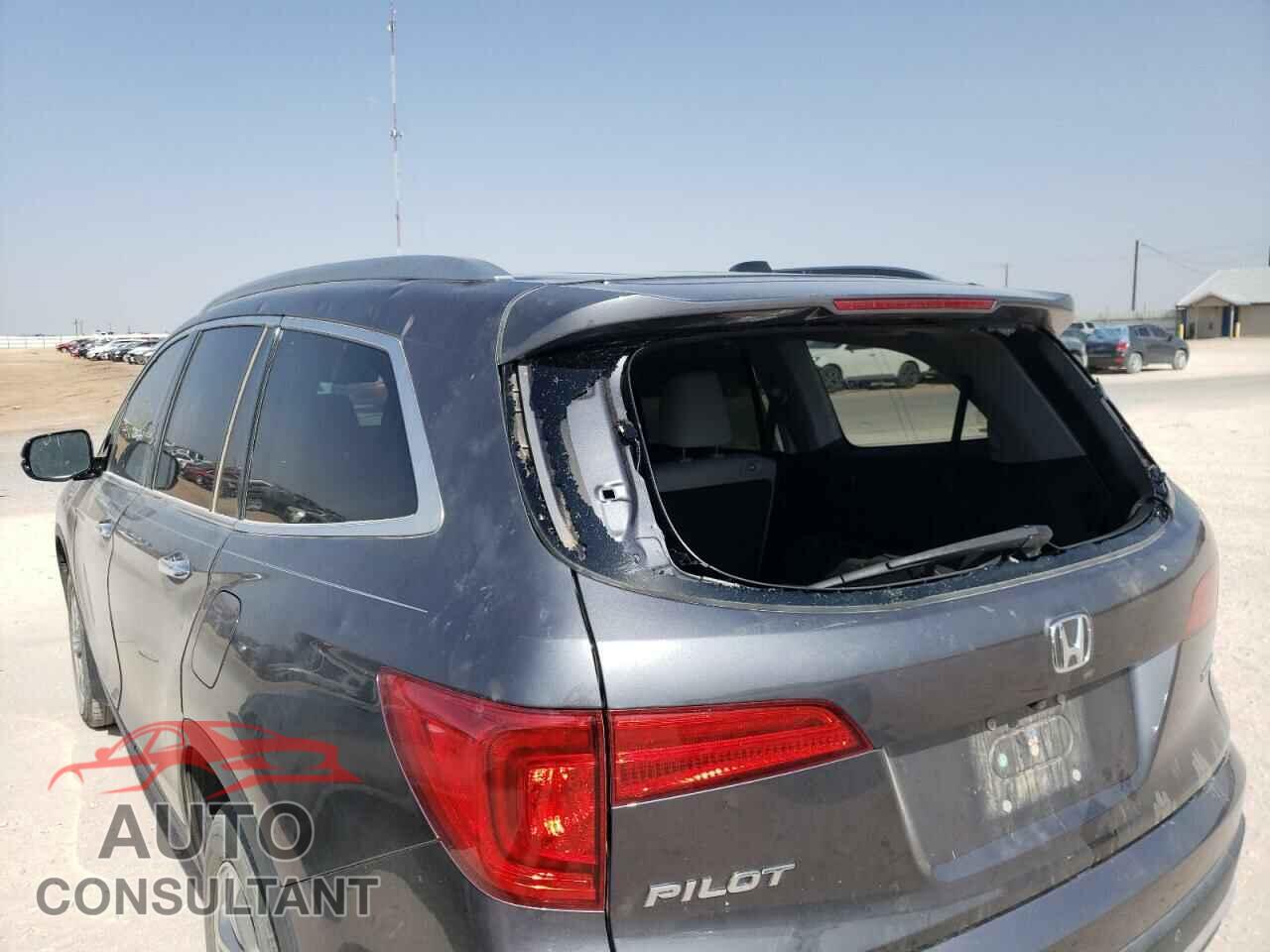 HONDA PILOT 2017 - 5FNYF5H94HB019441