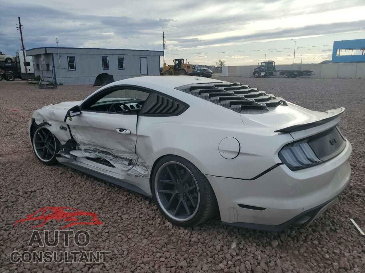 FORD MUSTANG 2017 - 1FA6P8CFXH5265128
