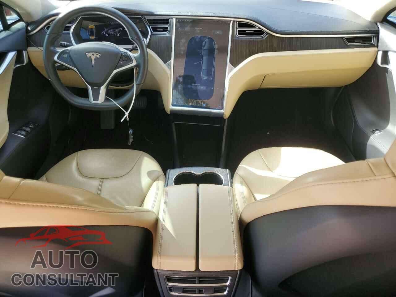 TESLA MODEL S 2013 - 5YJSA1DN7DFP13972