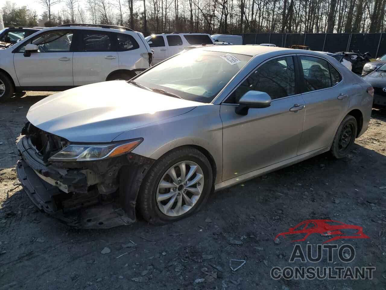 TOYOTA CAMRY 2018 - 4T1B11HK9JU577861