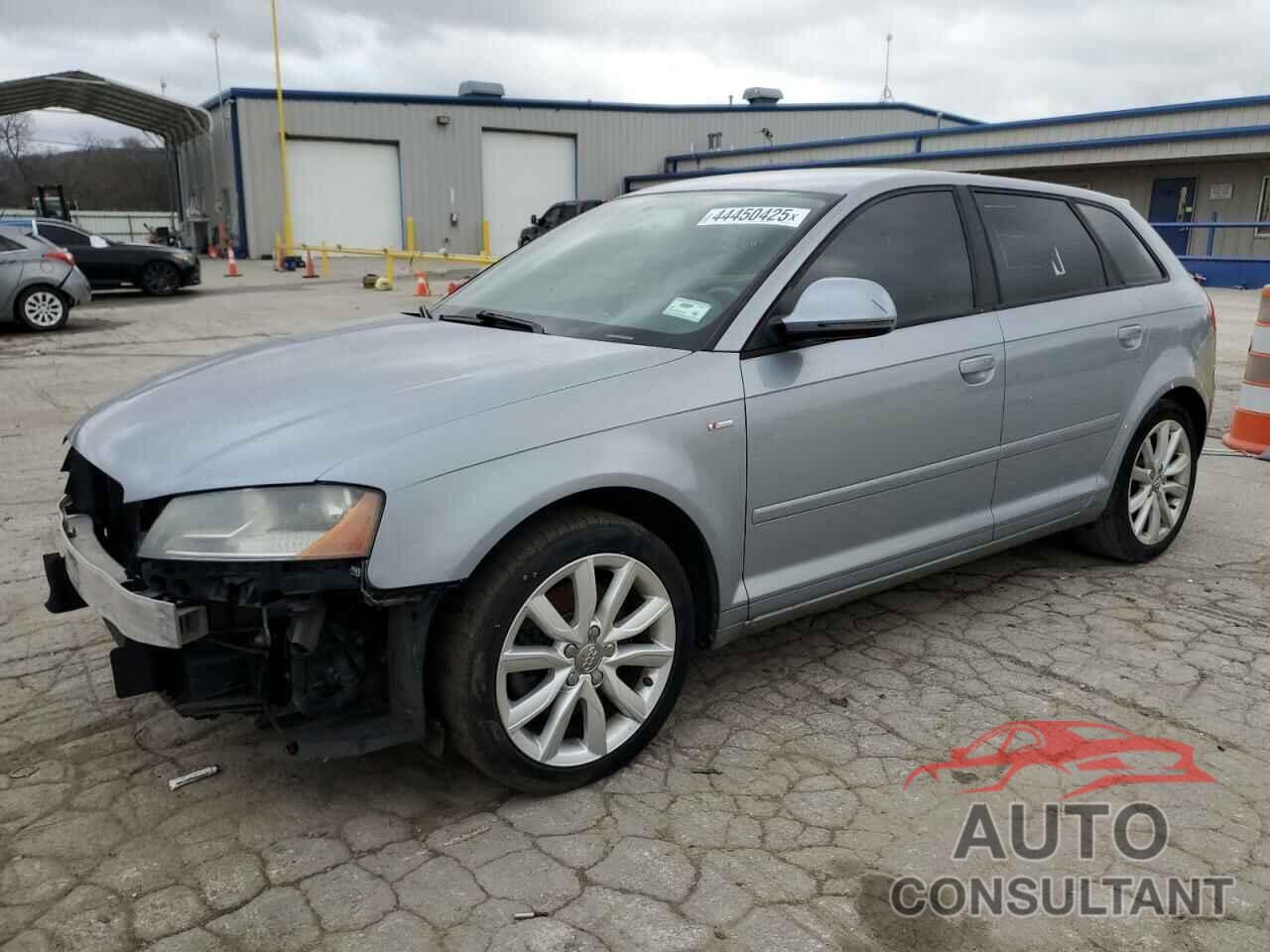 AUDI A3 2010 - WAUBEBFM4AA105102