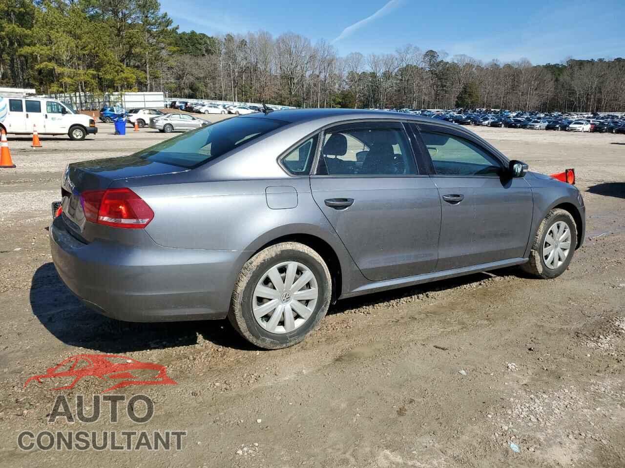 VOLKSWAGEN PASSAT 2013 - 1VWAP7A31DC024682