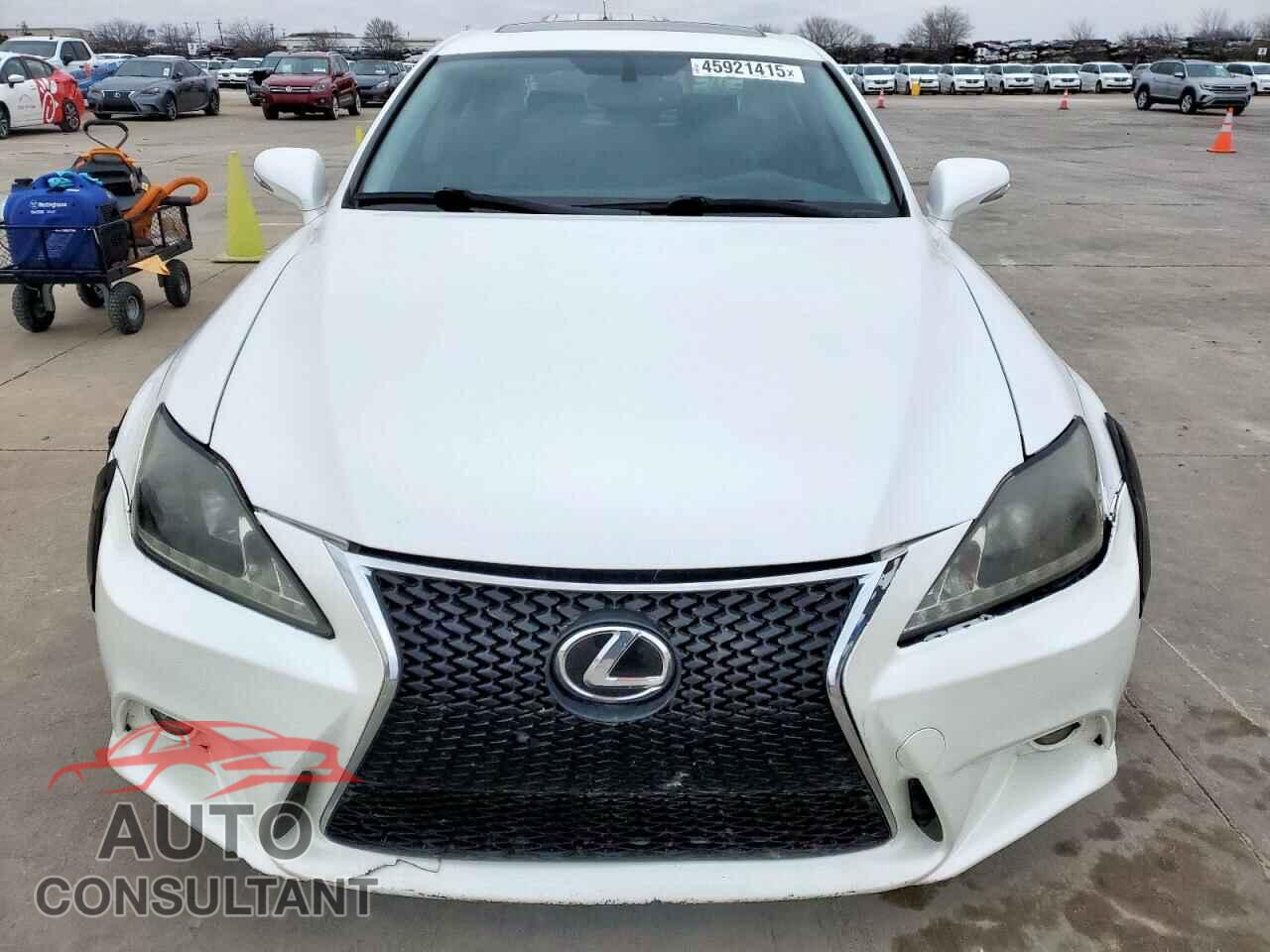 LEXUS IS 2011 - JTHBE5C29B5028307
