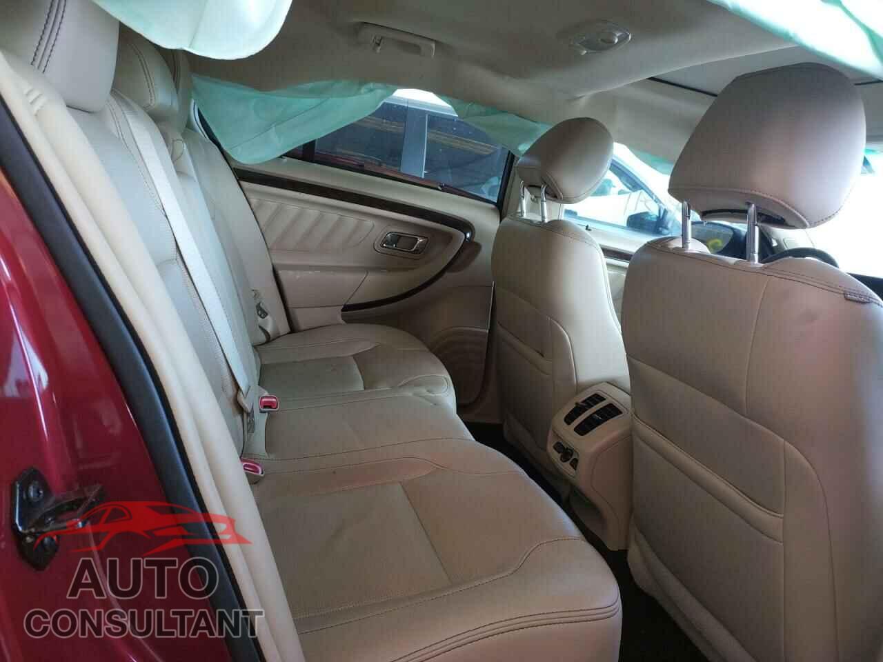 FORD TAURUS 2017 - 1FAHP2F88HG128695