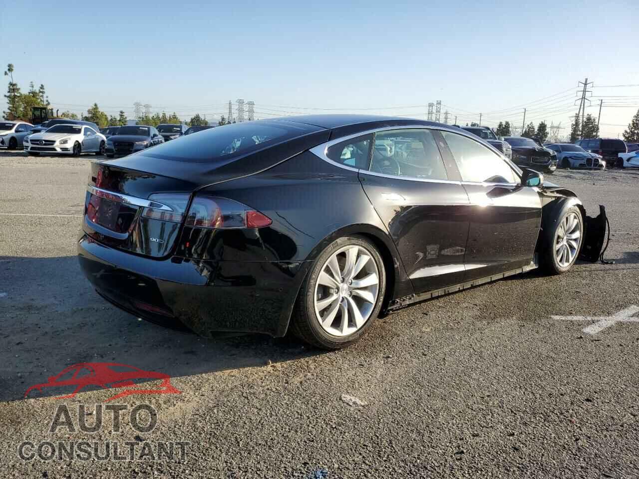 TESLA MODEL S 2017 - 5YJSA1E24HF204819