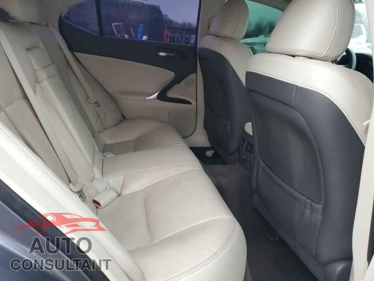 LEXUS IS 2012 - JTHCF5C22C5059787