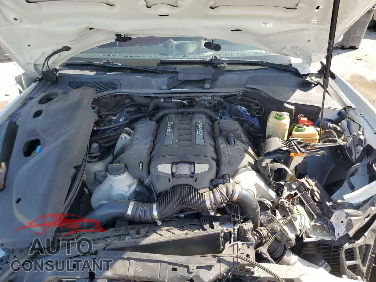 PORSCHE CAYENNE 2015 - WP1AC2A21FLA81202
