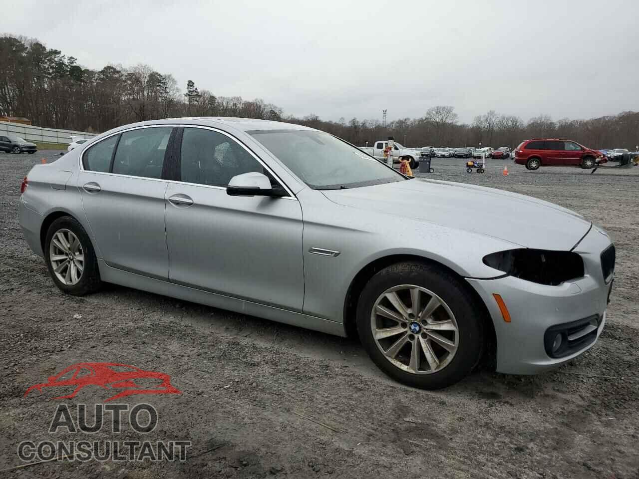 BMW 5 SERIES 2016 - WBA5A5C52GG352373