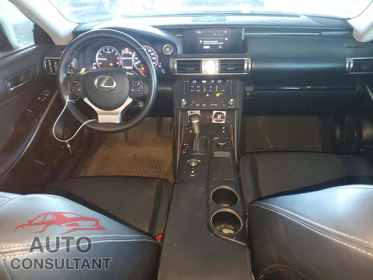 LEXUS IS 2015 - JTHBF1D25F5060844