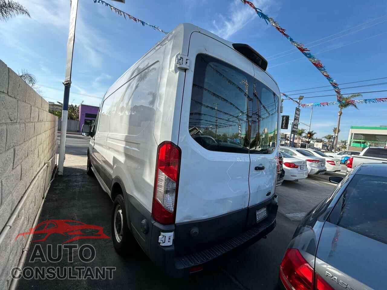 FORD TRANSIT 2020 - 1FTBR1C81LKA01575