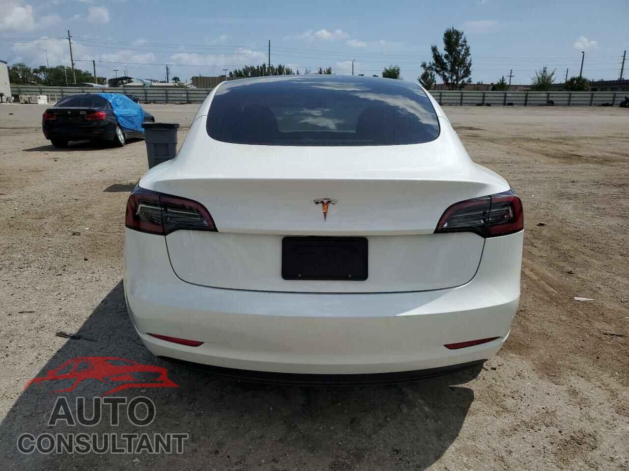 TESLA MODEL 3 2023 - 5YJ3E1EA3PF581432