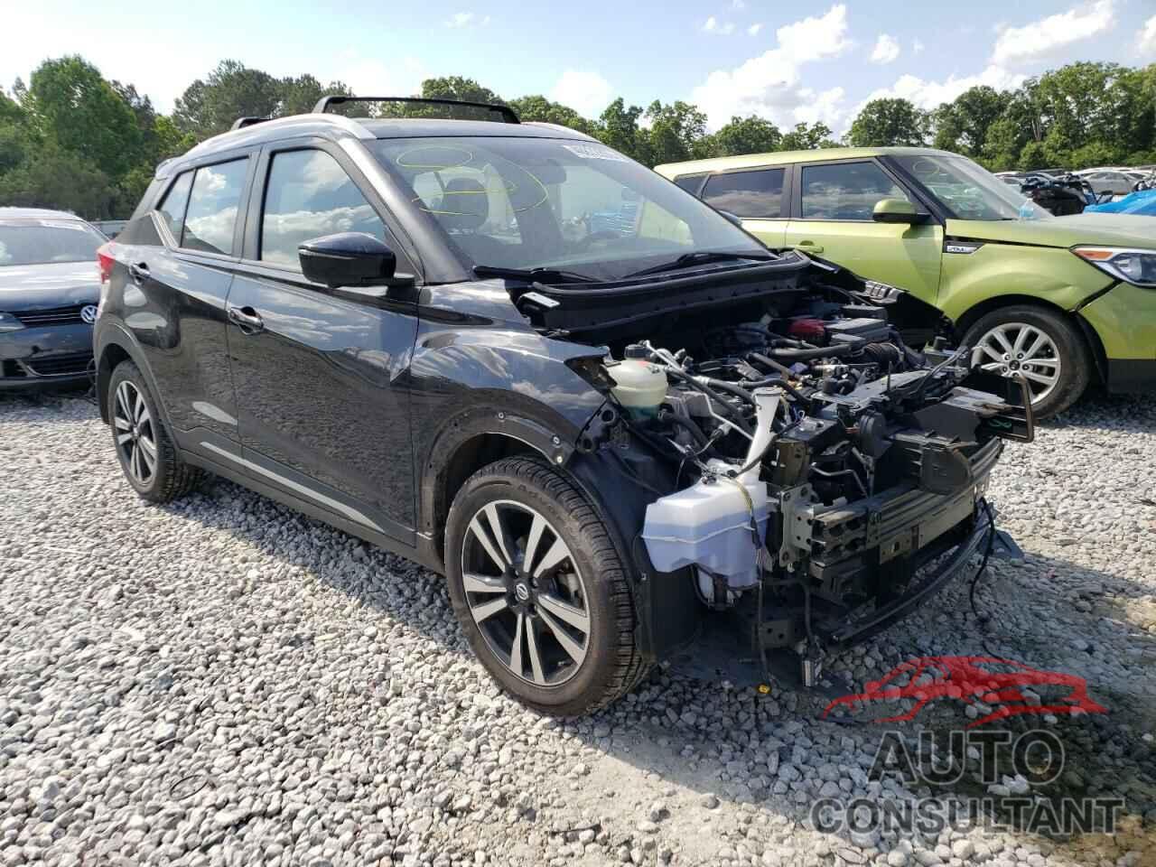 NISSAN KICKS 2018 - 3N1CP5CU2JL536542