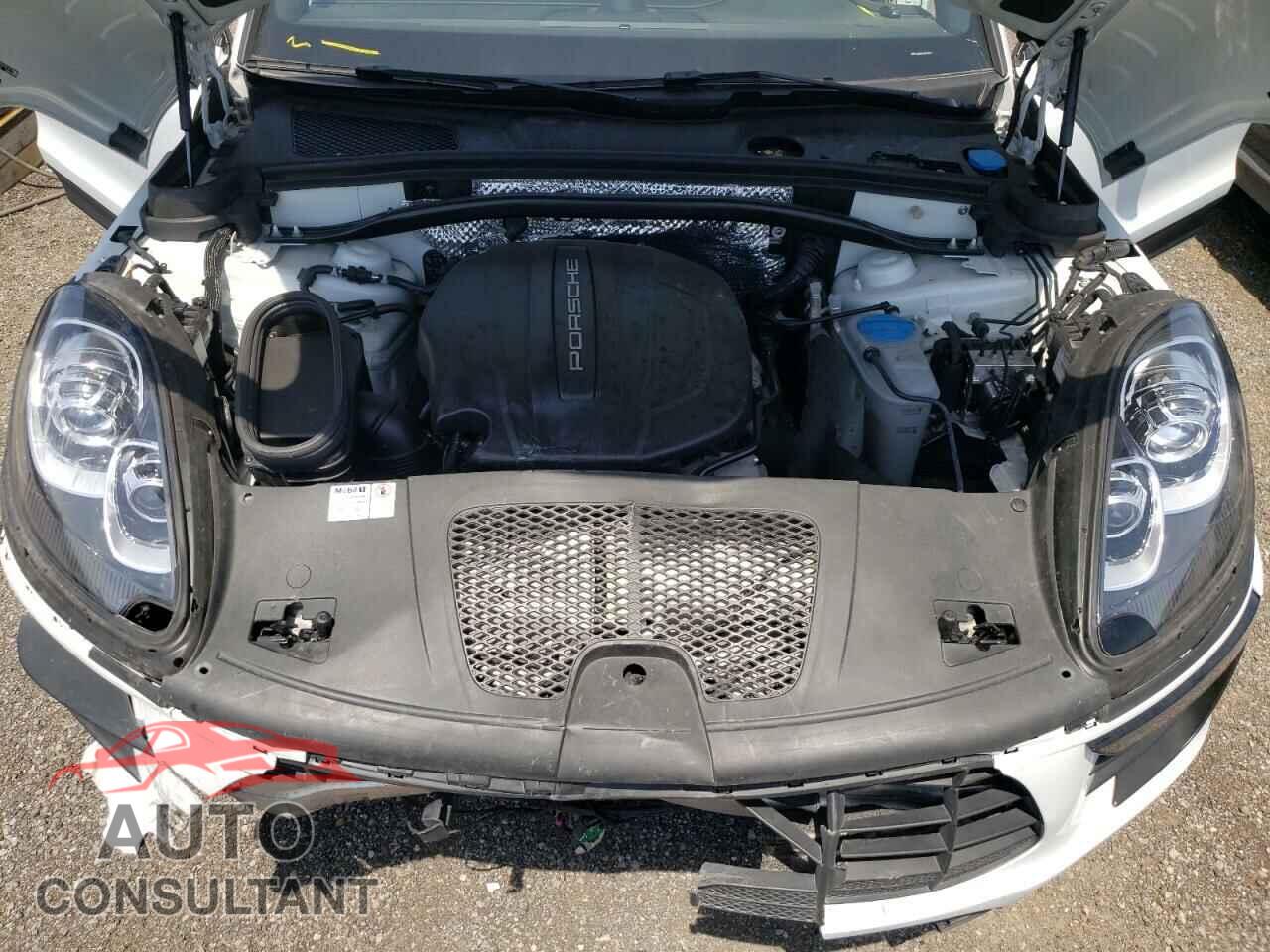 PORSCHE MACAN 2018 - WP1AA2A50JLB13579