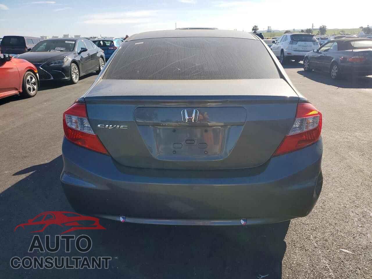 HONDA CIVIC 2012 - 2HGFB2F57CH544810