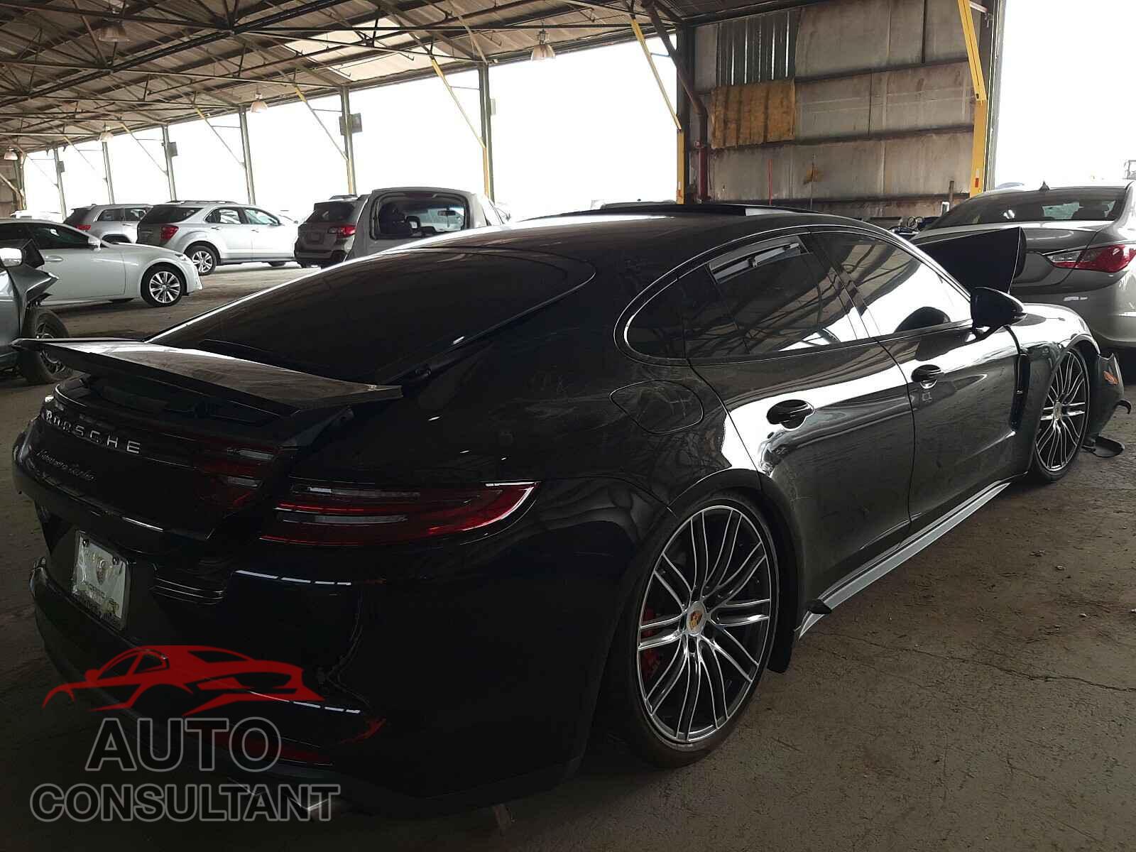 PORSCHE PANAMERA 2017 - WP0AF2A74HL151220