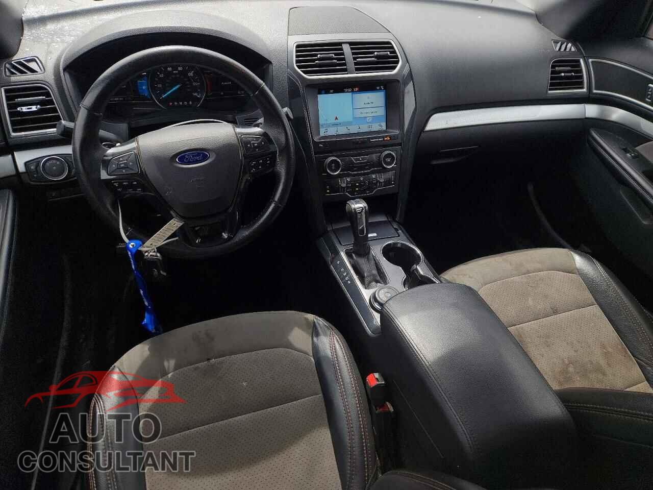 FORD EXPLORER 2017 - 1FM5K8D84HGB85960