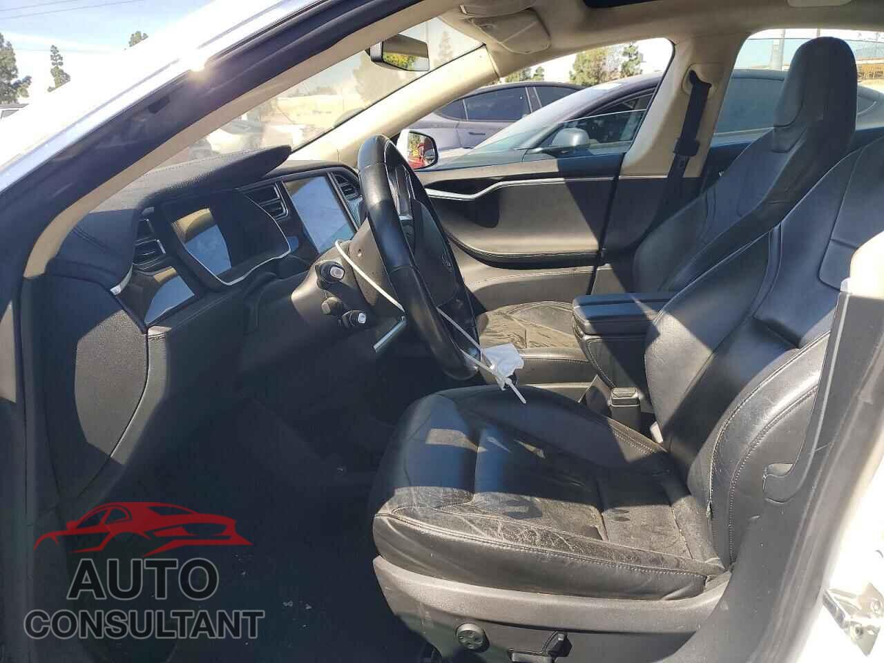 TESLA MODEL S 2015 - 5YJSA1E13FF101282