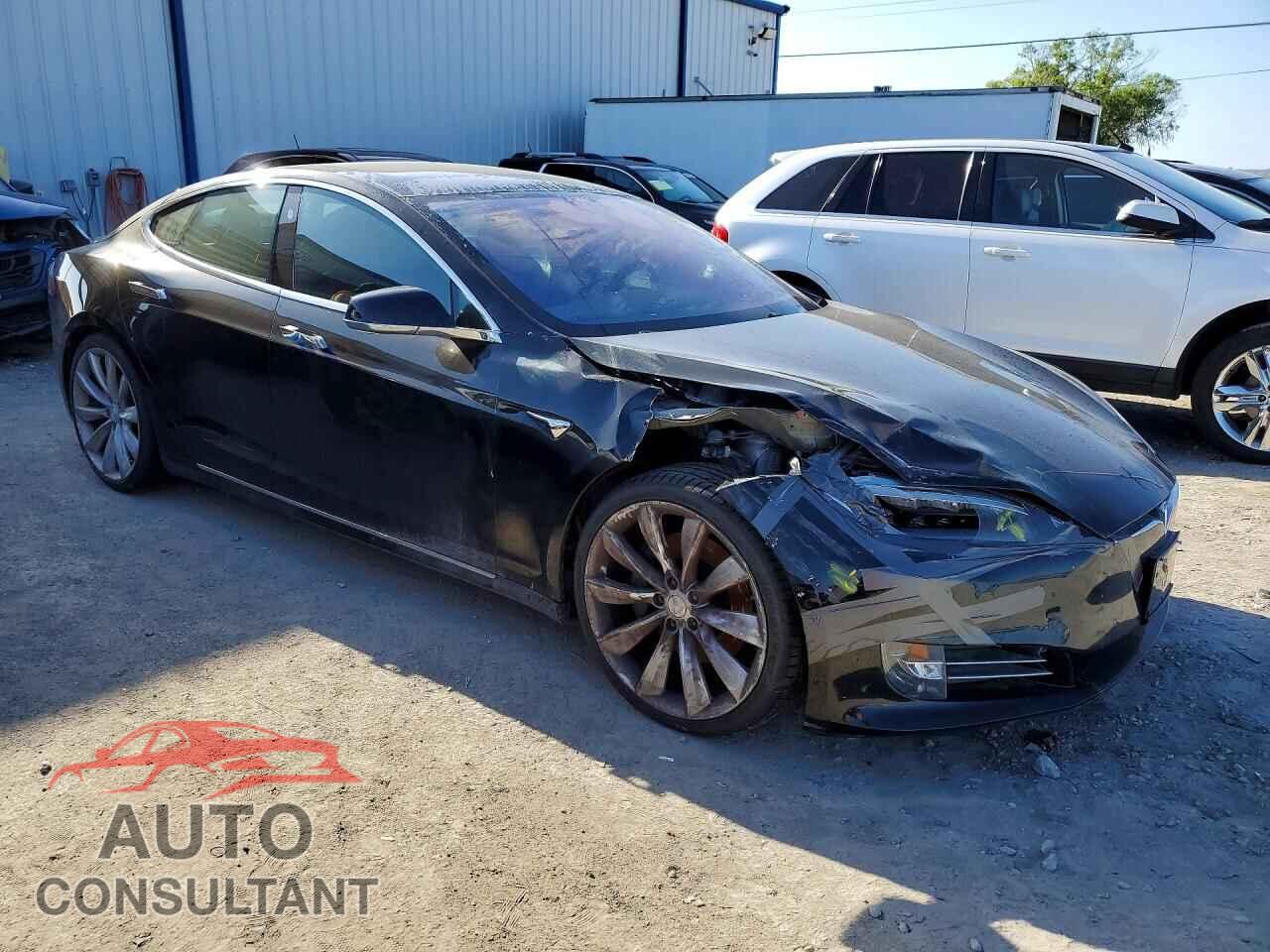 TESLA MODEL S 2018 - 5YJSA1E22JF248811