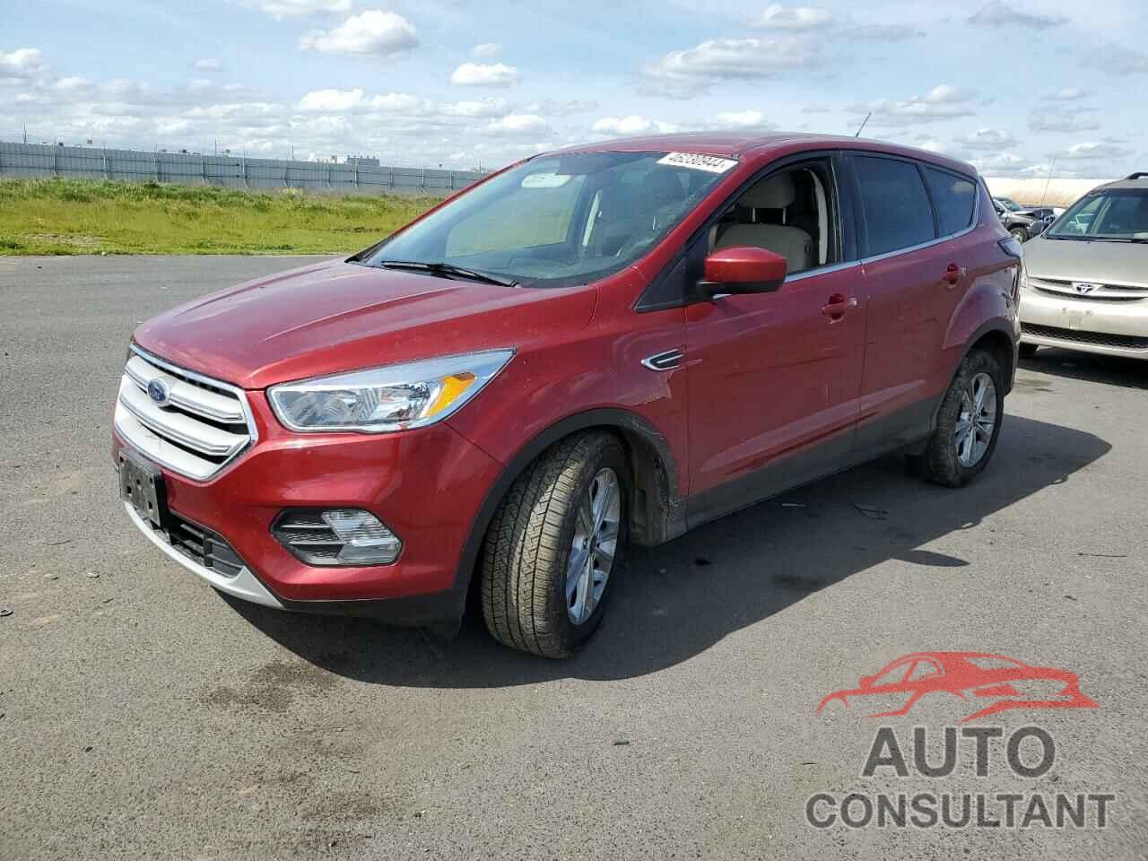 FORD ESCAPE 2017 - 1FMCU0GD2HUC51595
