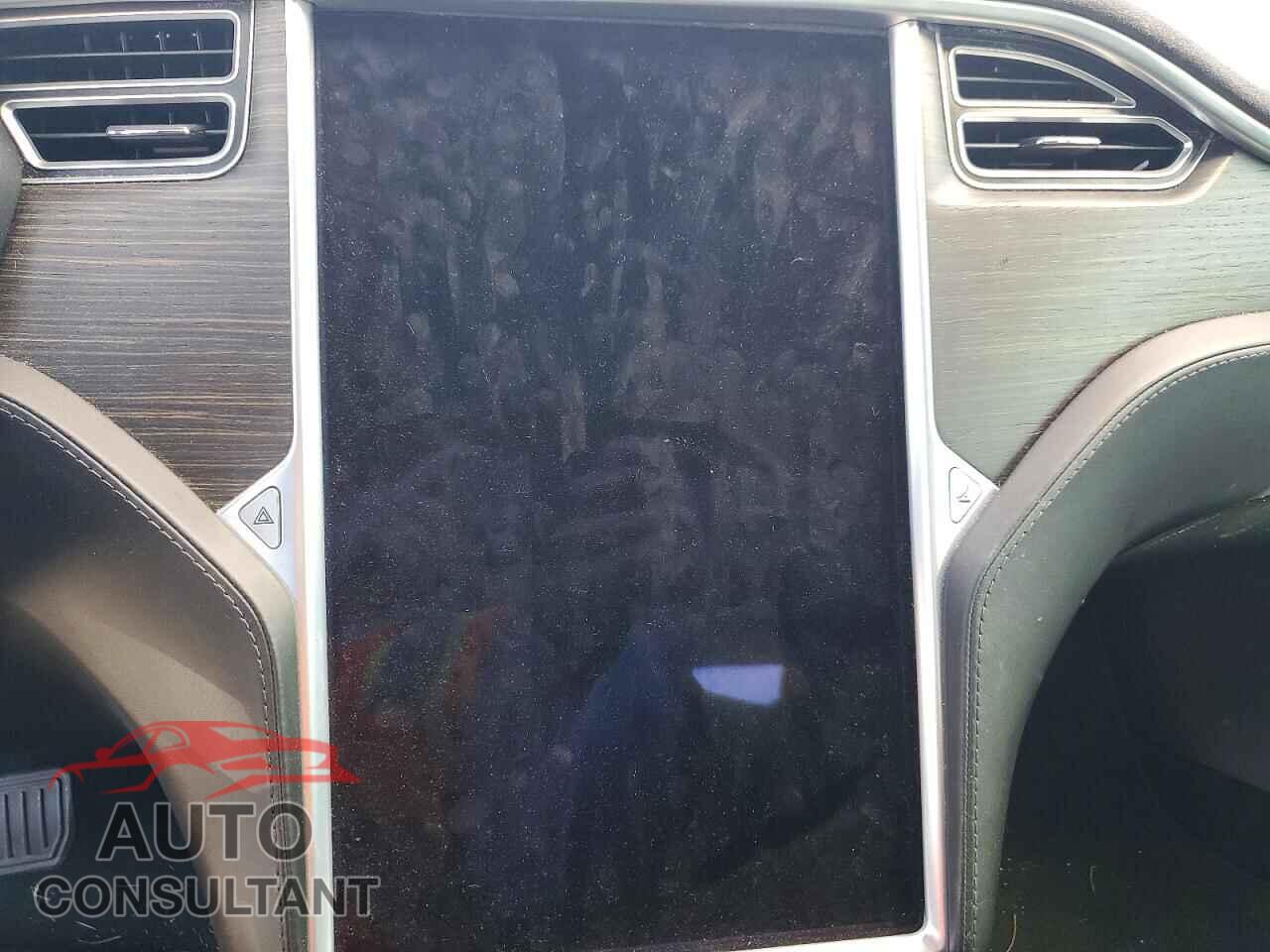 TESLA MODEL S 2015 - 5YJSA1E11FF110532