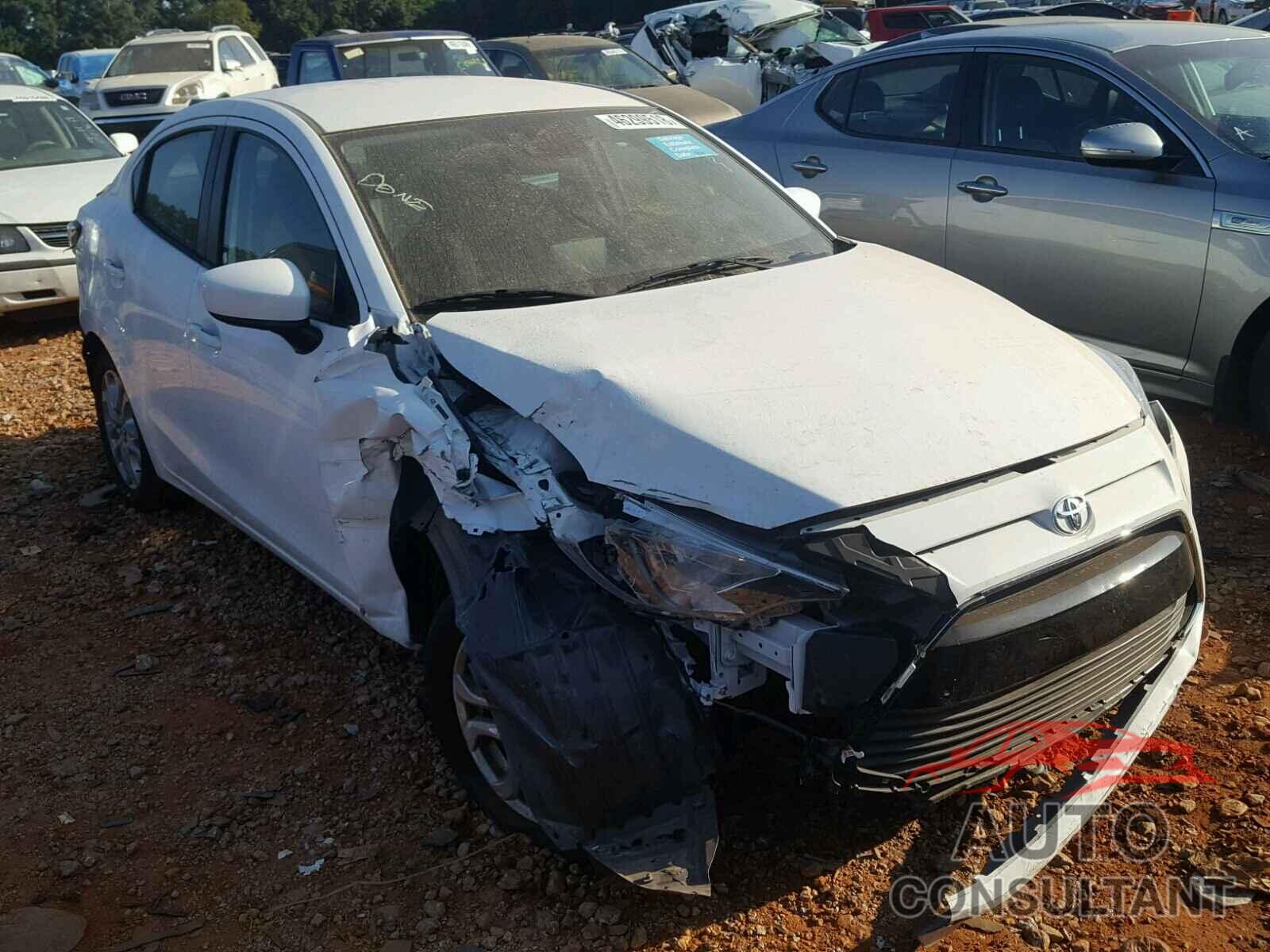 TOYOTA YARIS 2018 - 3MYDLBYV0JY329195