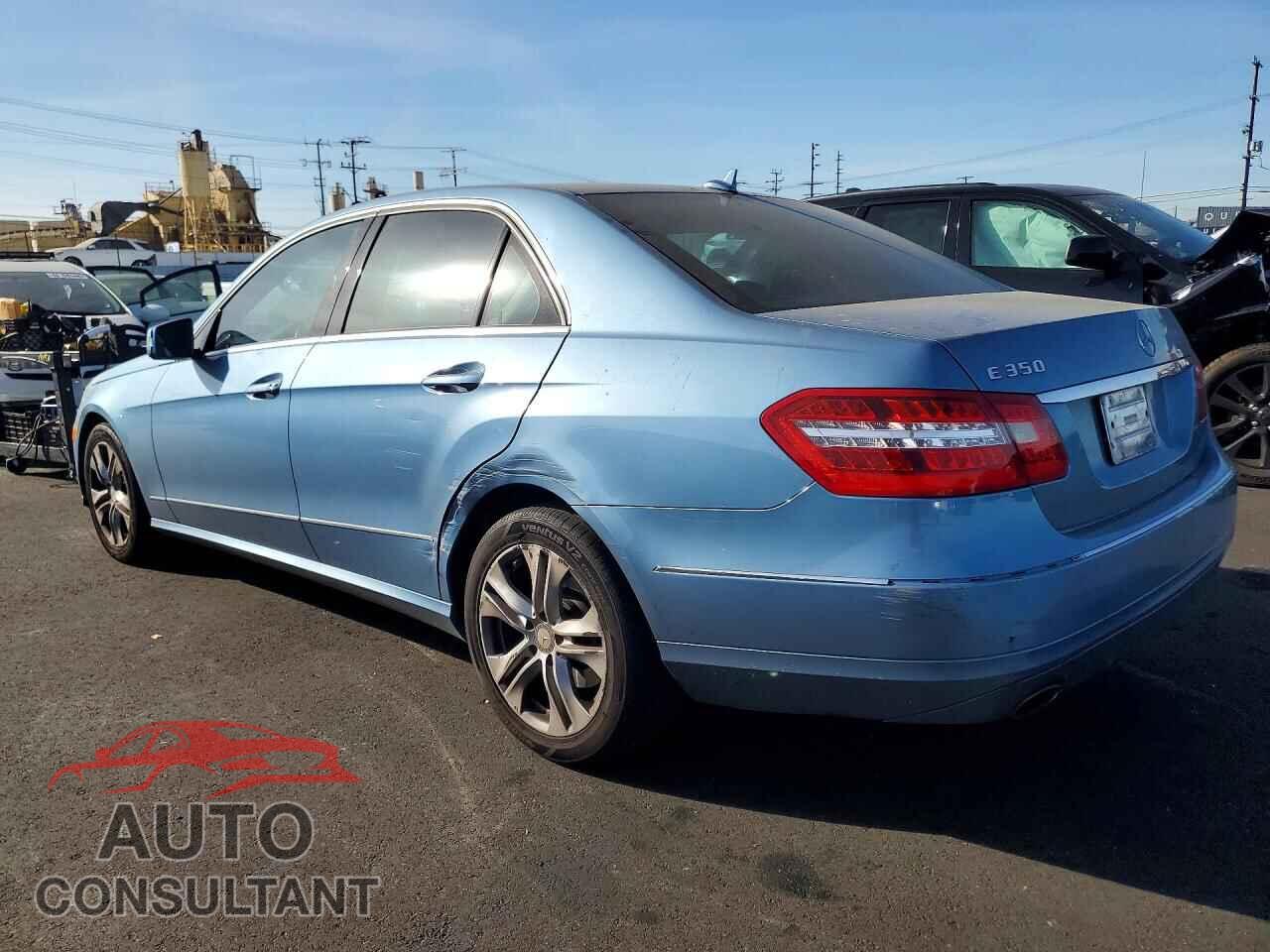 MERCEDES-BENZ E-CLASS 2010 - WDDHF5GB2AA101726