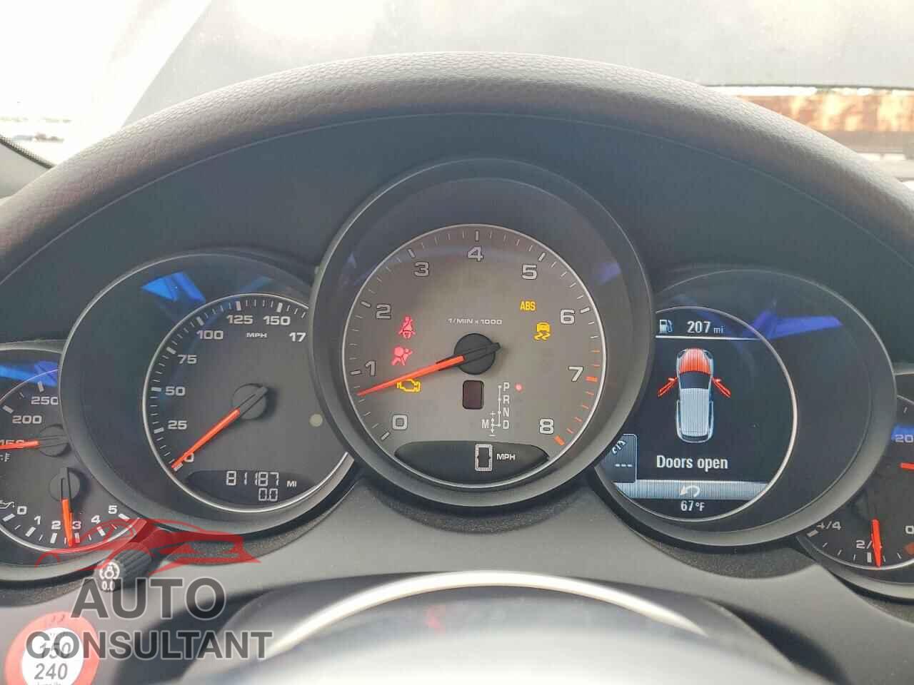 PORSCHE CAYENNE 2017 - WP1AB2A21HLA50490