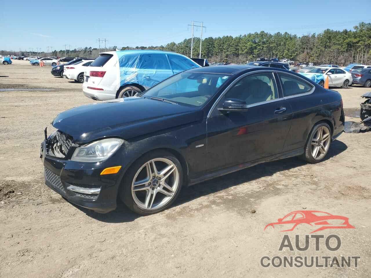 MERCEDES-BENZ C-CLASS 2012 - WDDGJ4HB5CF932422
