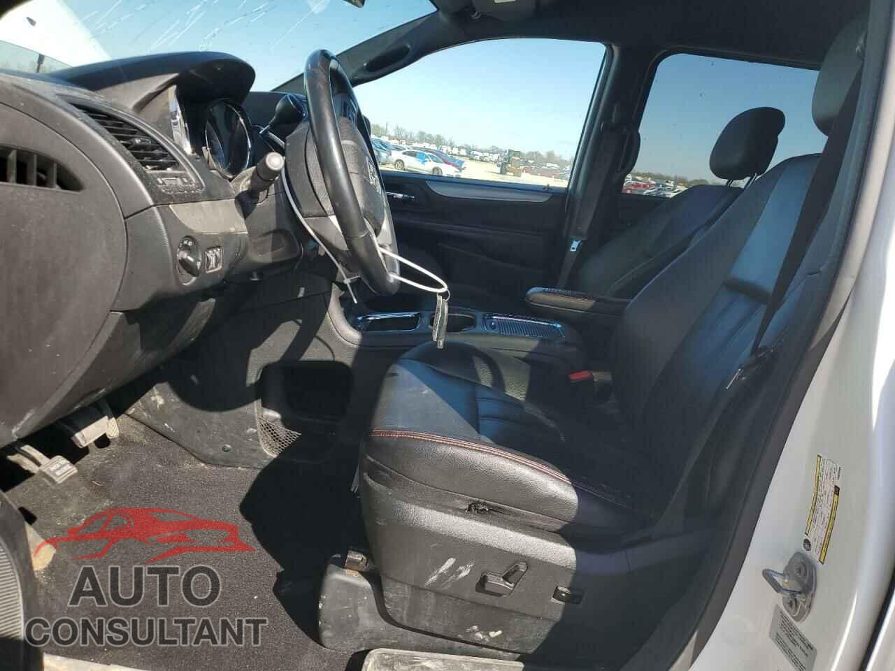 DODGE CARAVAN 2017 - 2C4RDGEG2HR828093