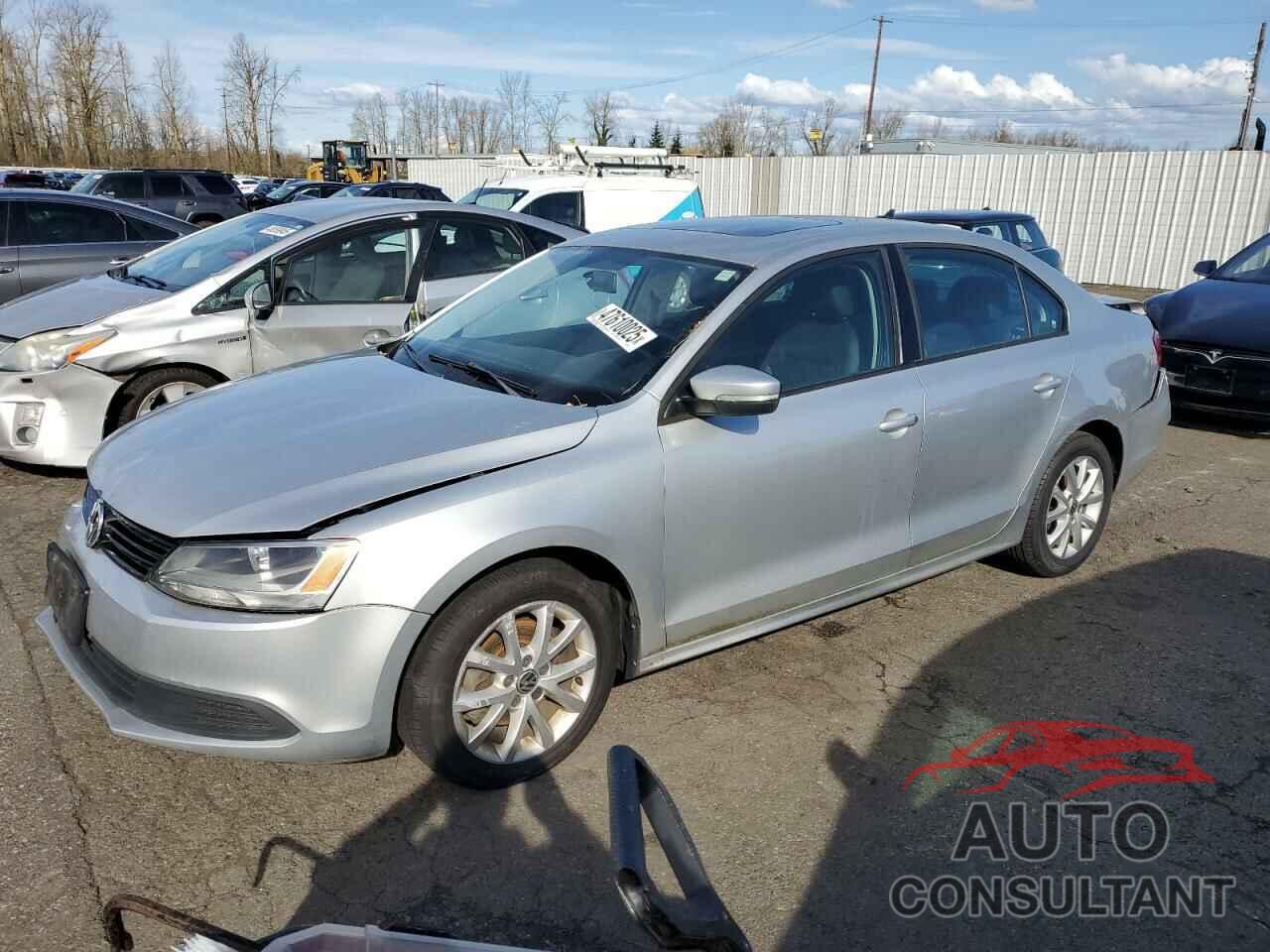 VOLKSWAGEN JETTA 2011 - 3VWDZ7AJ2BM302345