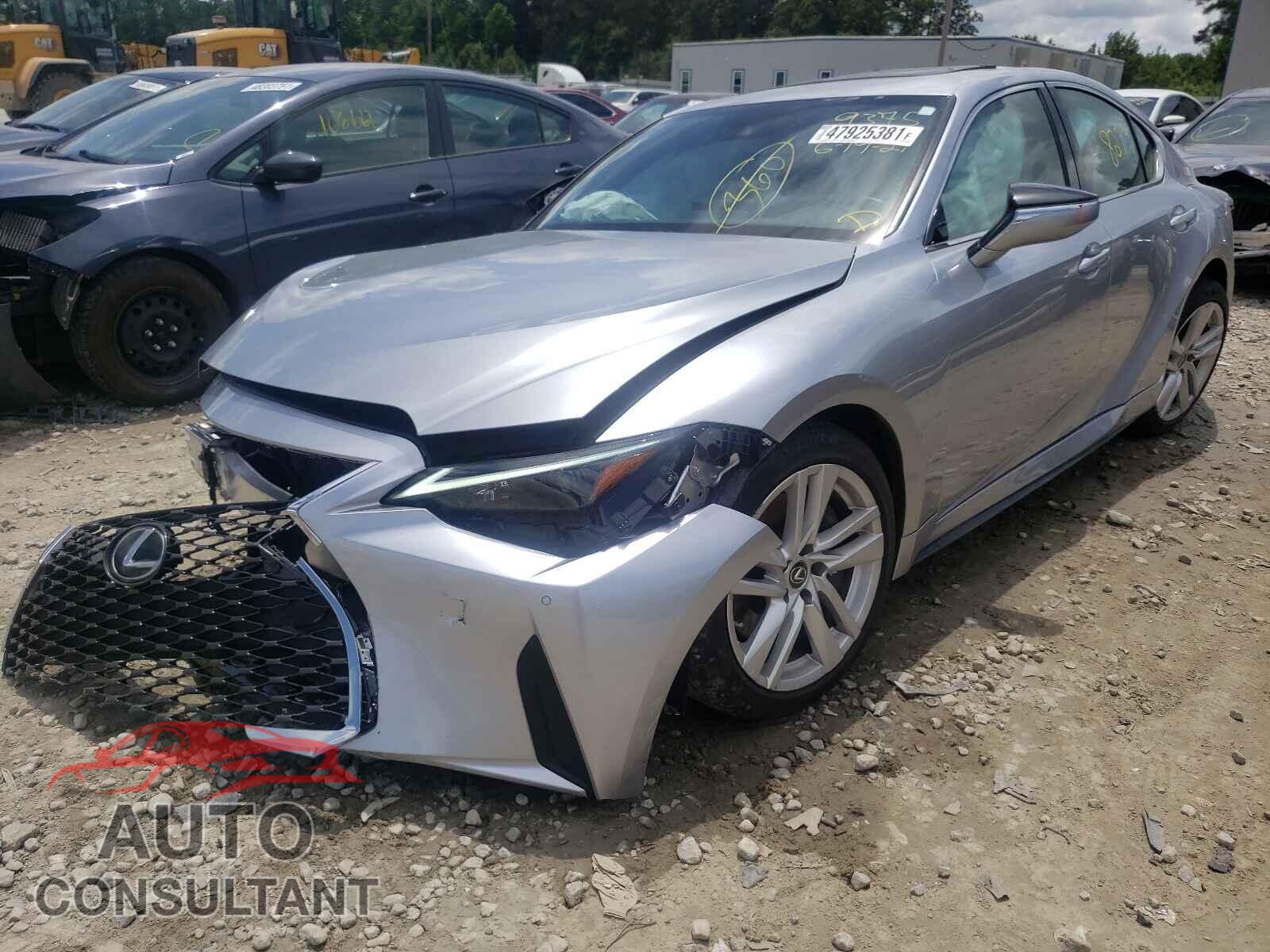 LEXUS IS 2021 - JTHCA1D21M5109375
