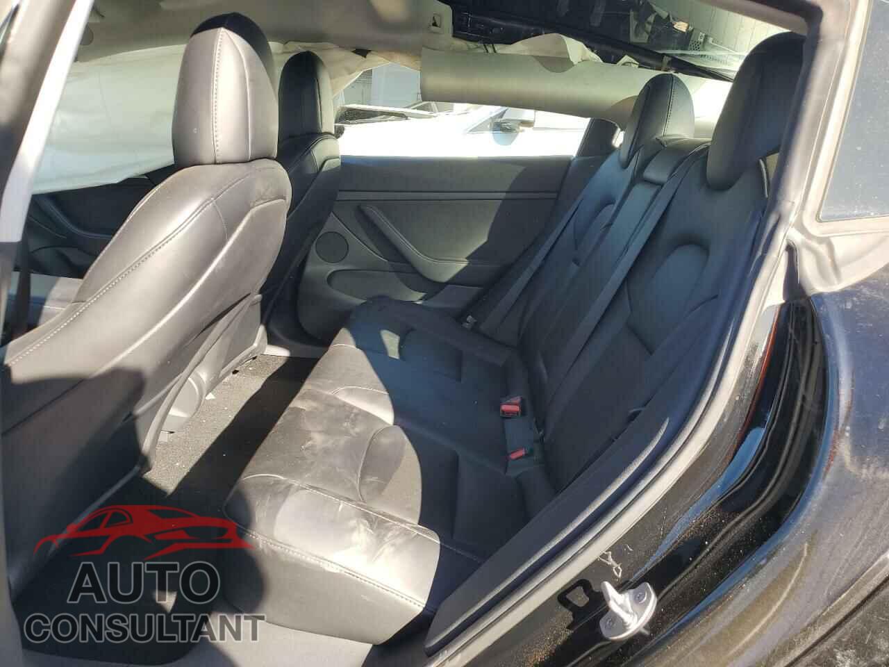 TESLA MODEL 3 2021 - 5YJ3E1EA3MF996701