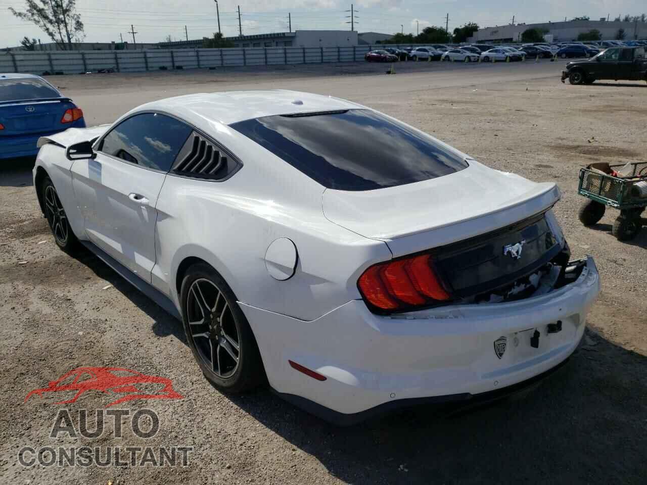 FORD MUSTANG 2018 - 1FA6P8TH4J5157076