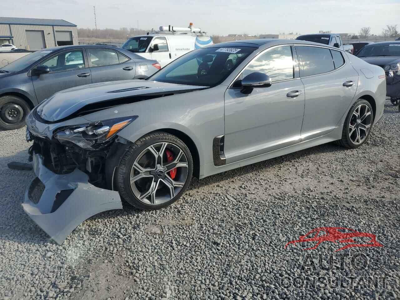KIA STINGER 2019 - KNAE45LC6K6067857