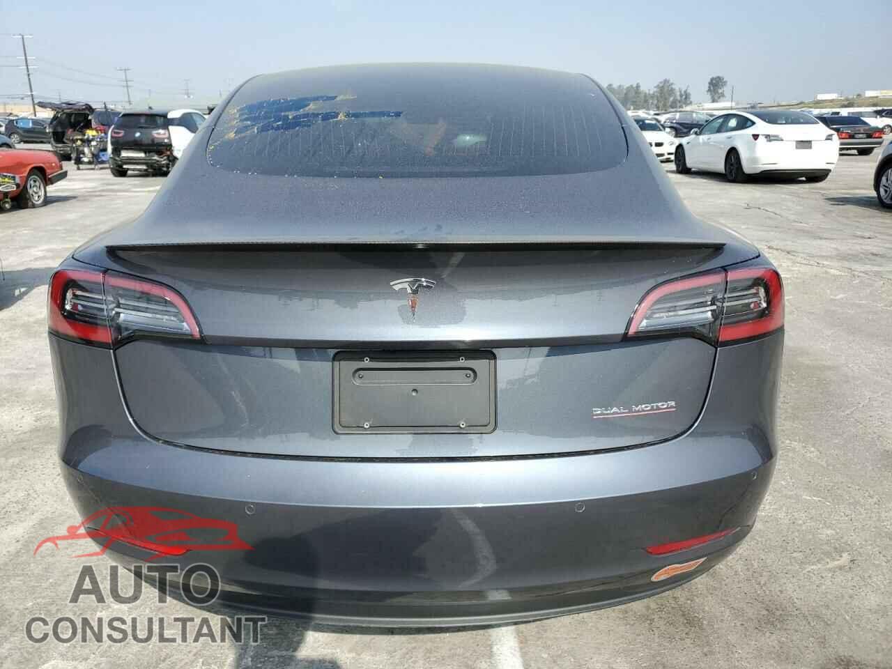 TESLA MODEL 3 2020 - 5YJ3E1EC2LF669268
