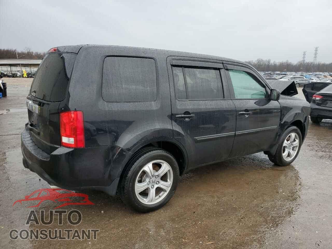 HONDA PILOT 2015 - 5FNYF3H44FB003312