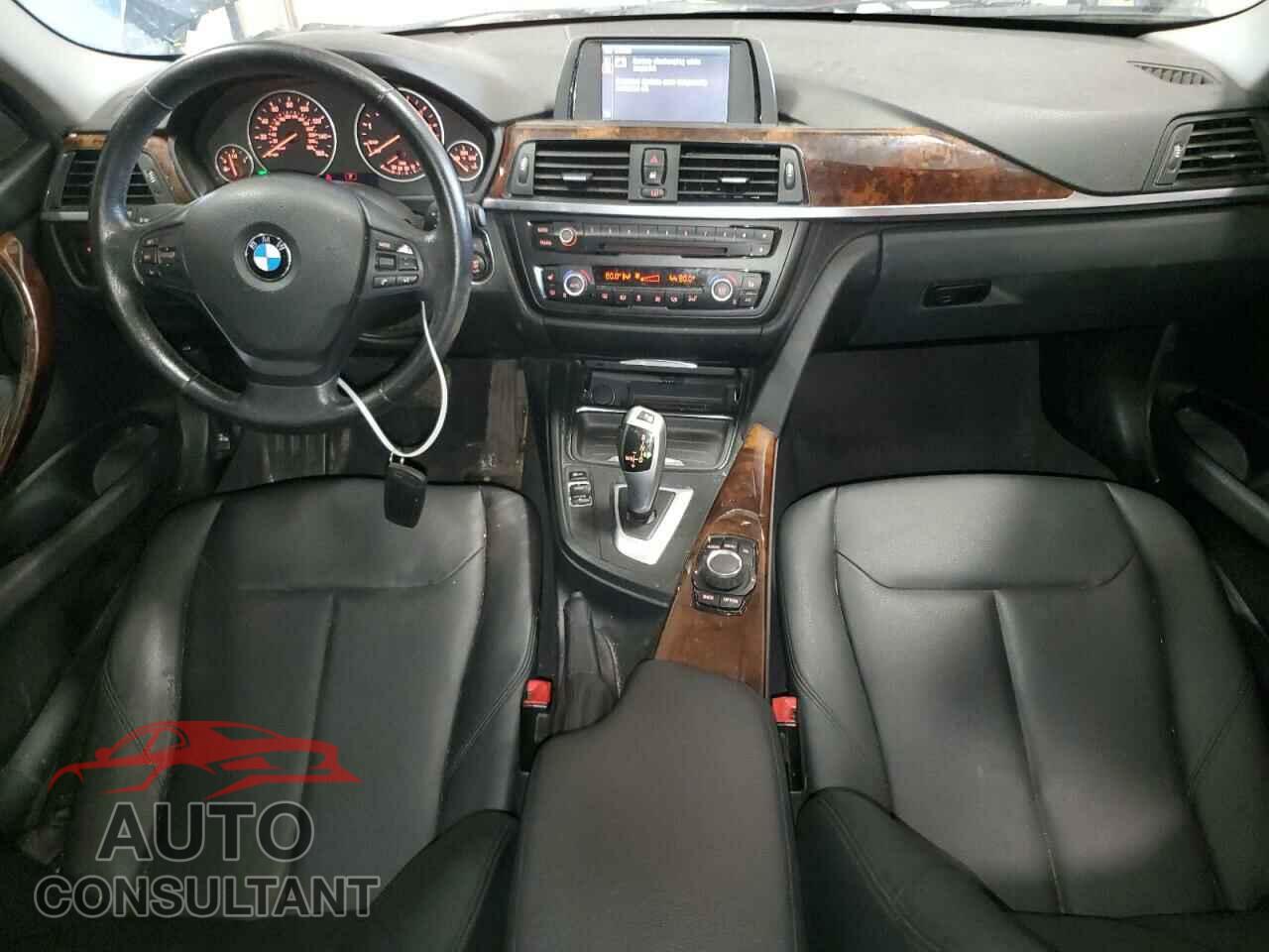 BMW 3 SERIES 2013 - WBA3B3C55DF534160