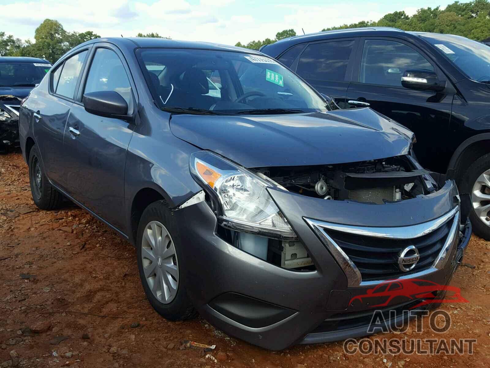 NISSAN VERSA 2018 - 3N1CN7AP3JL858394
